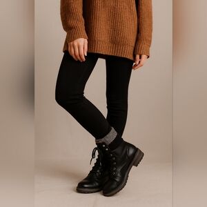 Tommy Hilfiger Black Combat Boots‎ Size 8 | Knit Cuff Lace-Up Fall Style